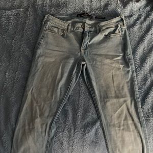 Hollister Low-Rise Super Skinny Jeans